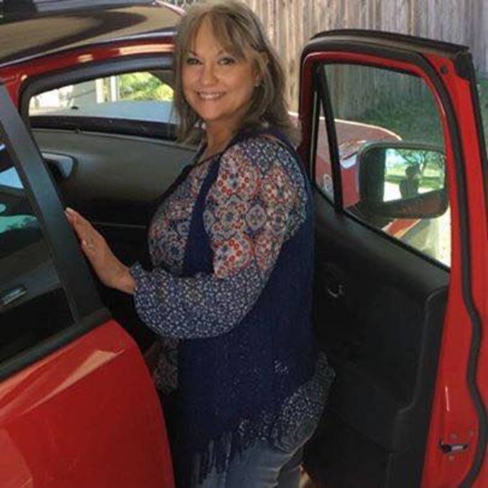 Meet your Posher, Lynda